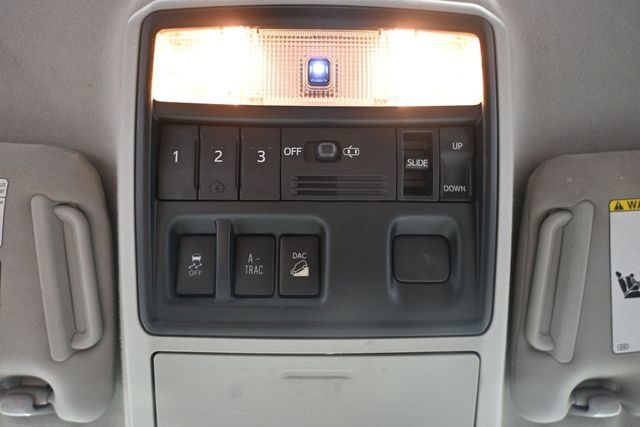 Used 2013 Toyota 4Runner SR5 w/ Convenience Pkg AWD/4WD image 26