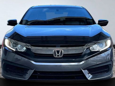 Used 2016 Honda Civic EX image 2