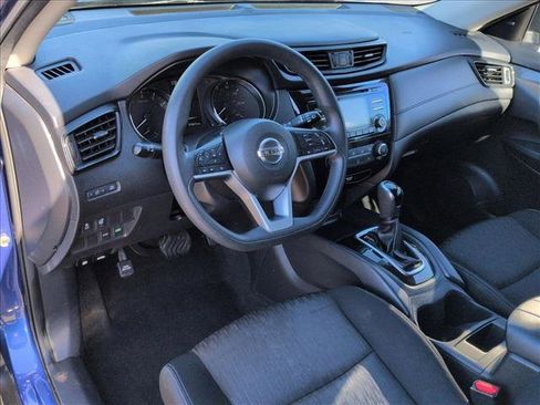 Used 2017 Nissan Rogue S image 10