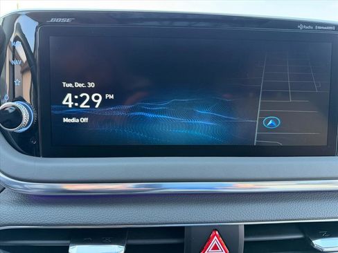 Used 2023 Hyundai Sonata Limited image 22