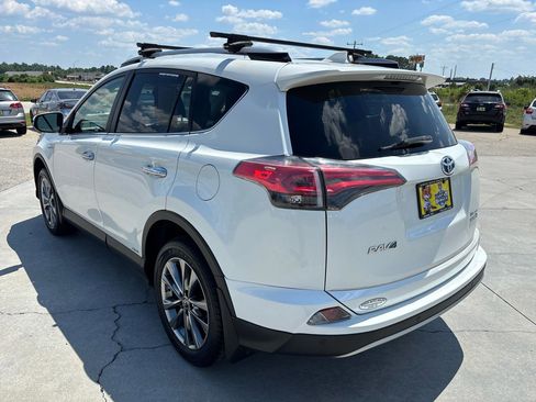 Used 2018 Toyota RAV4 Limited w/ Advanced Technology Package AWD/4WD image 6