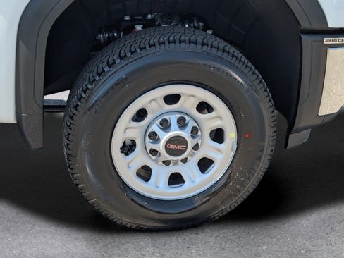 New 2026 GMC Sierra 2500 Pro AWD/4WD image 6