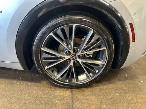 Used 2025 Toyota Prius Limited image 26