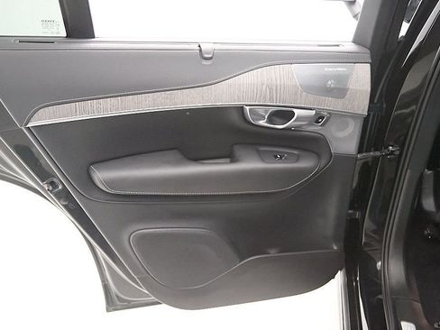 Certified 2024 Volvo XC90 T8 Ultimate w/ Lounge Package AWD/4WD image 21