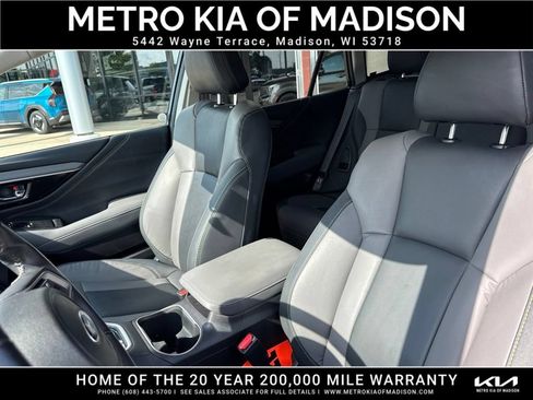 Used 2023 Subaru Outback Onyx Edition XT AWD/4WD image 17