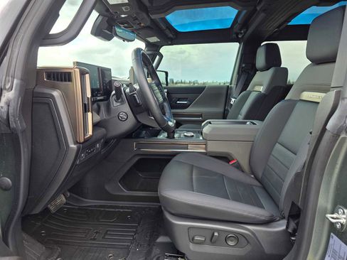 Used 2024 GMC Hummer EV 3X AWD/4WD image 23