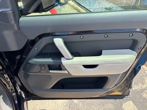 Used 2023 Land Rover Defender 110 X-Dynamic SE AWD/4WD image 66