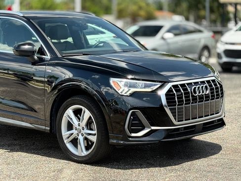 Used 2020 Audi Q3 2.0T Prestige AWD/4WD image 12