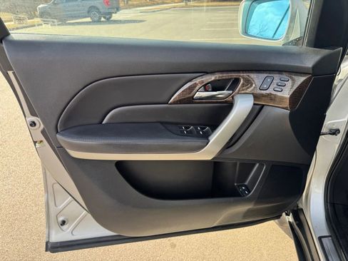 Used 2011 Acura MDX w/ Technology & Entertainment AWD/4WD image 7