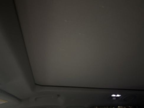 Used 2022 Ford Explorer XLT w/ Equipment Group 202A image 16