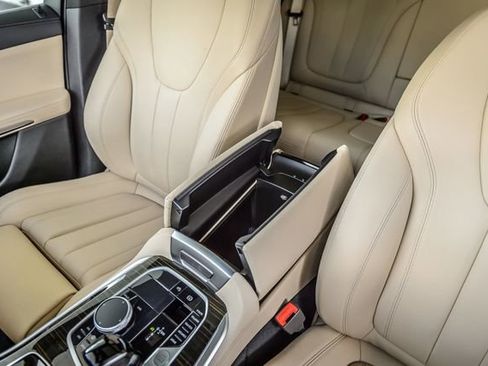 Used 2020 BMW X5 xDrive40i w/ Premium Package image 36