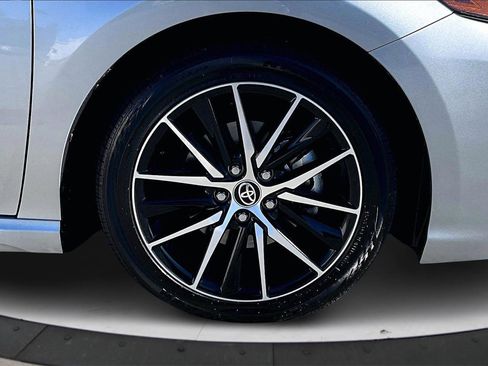 Used 2024 Toyota Camry SE image 30
