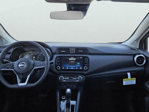 New 2025 Nissan Versa SR w/ Trunk Package image 11