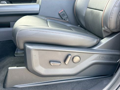 New 2026 Ford F250 4x4 Crew Cab Super Duty image 14