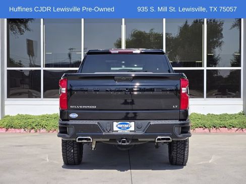 Used 2021 Chevrolet Silverado 1500 LT Trail Boss w/ Bed Protection Package AWD/4WD image 6