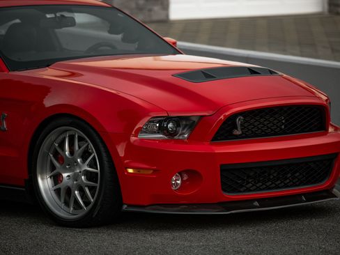 Used 2012 Ford Mustang Shelby GT500 w/ Electronics Pkg image 10