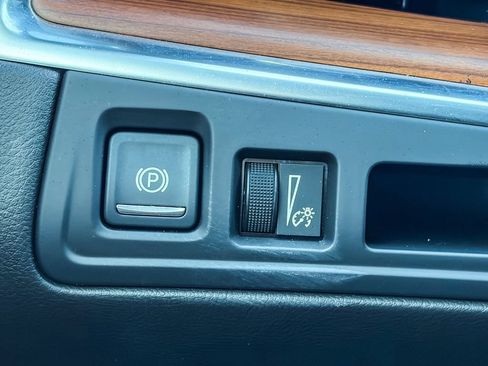 Certified 2023 Cadillac XT5 Premium Luxury AWD/4WD image 43
