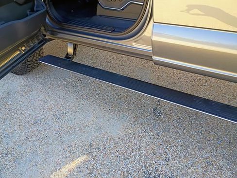 Used 2024 Ford F350 Lariat w/ Tremor Off-Road Package image 31