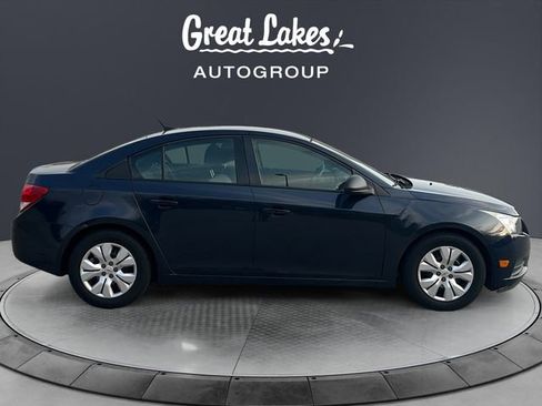 Used 2014 Chevrolet Cruze LS image 6
