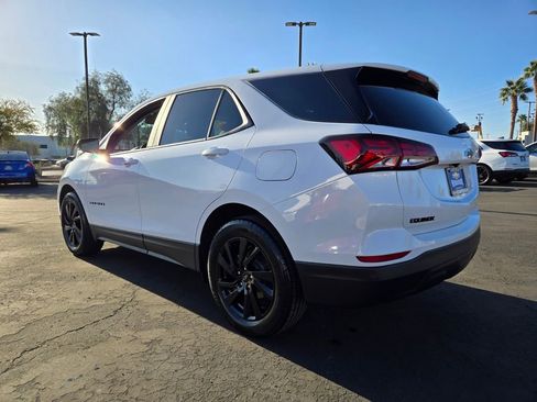 Used 2024 Chevrolet Equinox LS w/ LS Convenience Package image 4