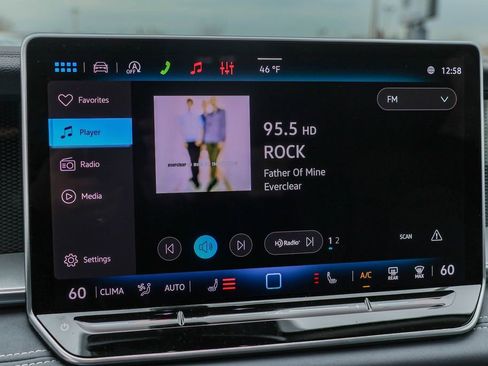 New 2026 Volkswagen Tiguan SE image 27