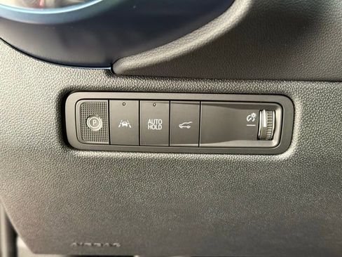 New 2026 Chevrolet Equinox EV LT image 30