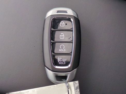 New 2026 Hyundai Venue SEL FWD image 29