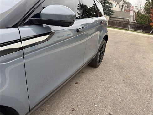 Used 2021 Land Rover Range Rover Evoque SE image 48