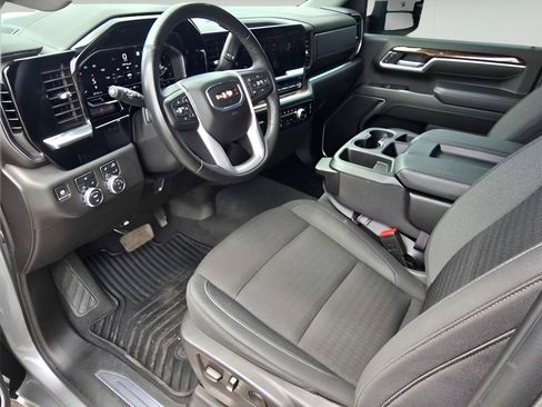 Used 2025 GMC Sierra 2500 SLE w/ SLE Value Package; AWD/4WD image 22