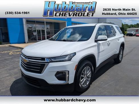 Used 2023 Chevrolet Traverse LT FWD image 1