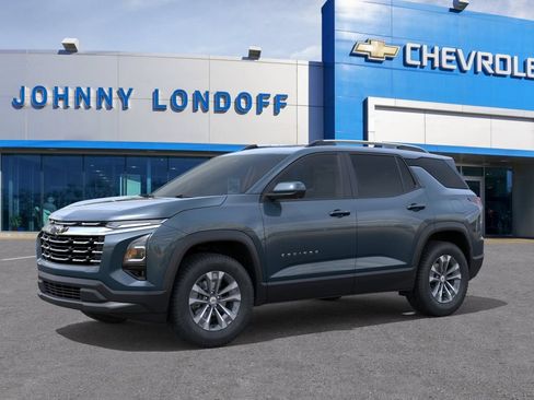 New 2026 Chevrolet Equinox LT w/ Convenience Package II FWD image 2