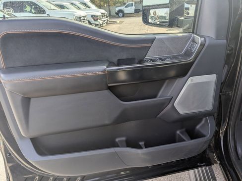 Used 2022 Ford F150 Platinum w/ Max Trailer Tow Package image 14