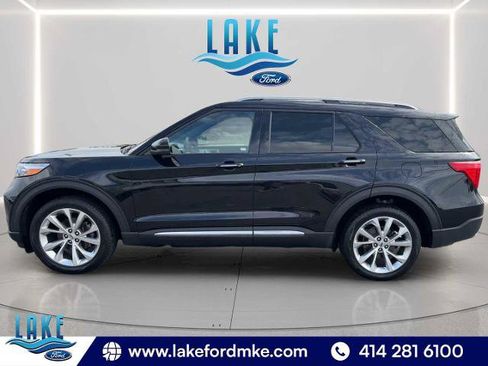 Certified 2023 Ford Explorer Platinum w/ Technology Package AWD/4WD image 5
