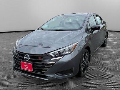 New 2025 Nissan Versa SR w/ Trunk Package