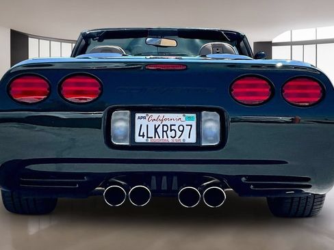 Used 2000 Chevrolet Corvette Convertible w/ Performance Handling Pkg RWD image 5