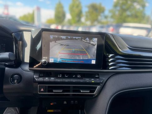 Used 2025 Toyota Camry LE FWD image 25