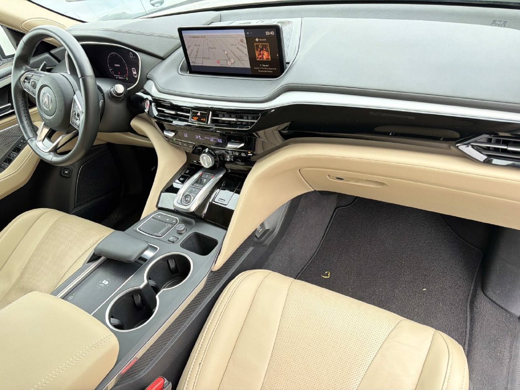 Used 2023 Acura MDX w/ Technology Package FWD image 13