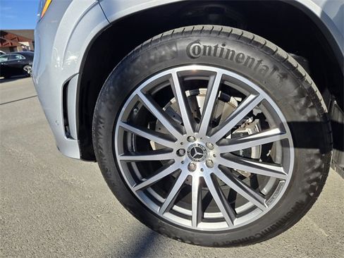 Used 2023 Mercedes-Benz GLS 450 4MATIC image 8
