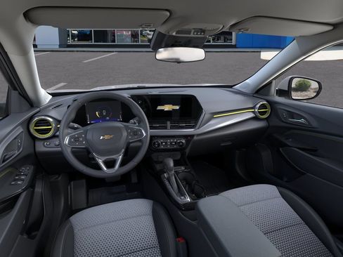 New 2026 Chevrolet Trax LT FWD image 15