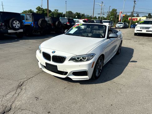 Used 2016 BMW M235i Convertible image 7