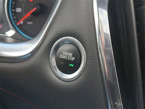 Used 2023 Chevrolet Traverse RS image 26