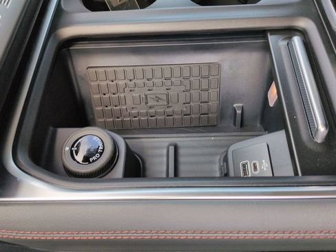 New 2025 Ford Expedition Active RWD image 25