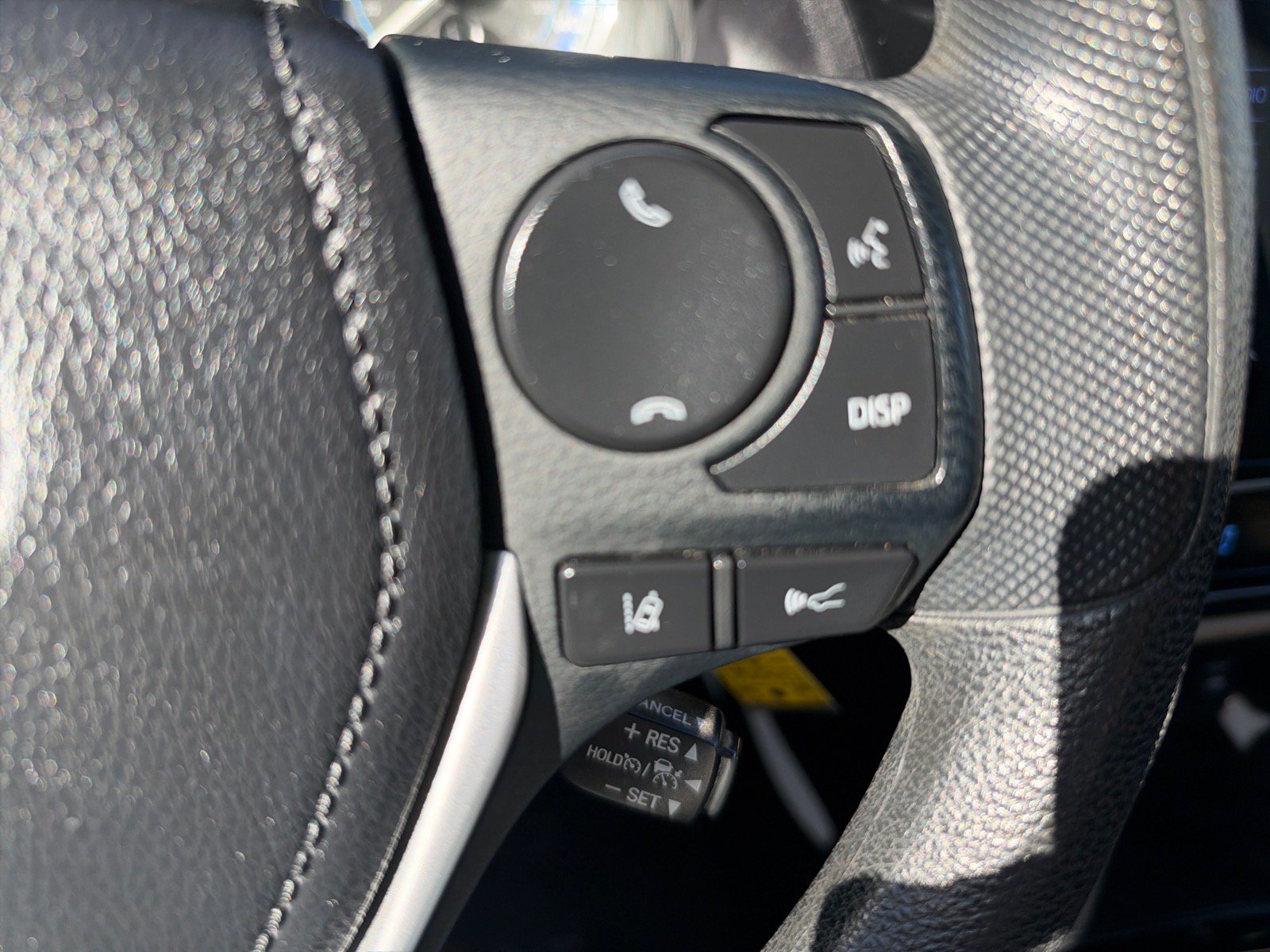 Used 2019 Toyota Corolla LE FWD image 21