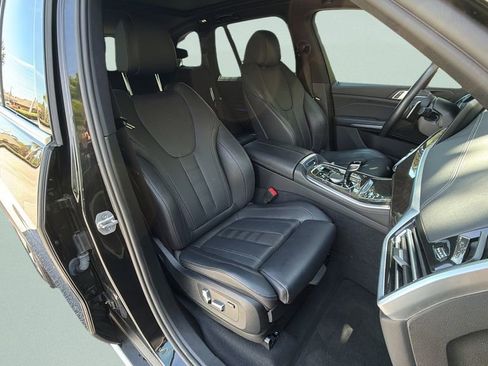 Used 2022 BMW X5 xDrive40i w/ Premium Package AWD/4WD image 27