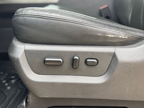 Used 2014 Ford F250 Platinum image 9