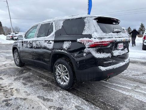Used 2023 Chevrolet Traverse LT w/ LPO, Floor Liner Package image 5
