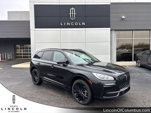 New 2026 Lincoln Corsair Reserve w/ Jet Appearance Package AWD/4WD image 1