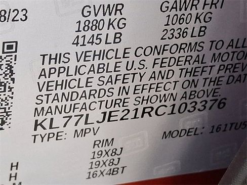 Certified 2024 Chevrolet Trax RS w/ Sunroof Package image 28