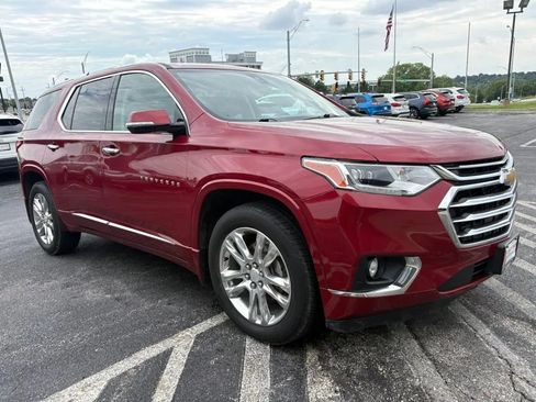 Used 2019 Chevrolet Traverse High Country w/ LPO, Floor Liner Package AWD/4WD image 7