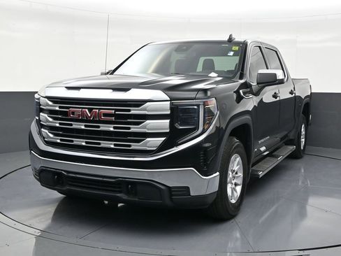 Used 2023 GMC Sierra 1500 SLE image 8